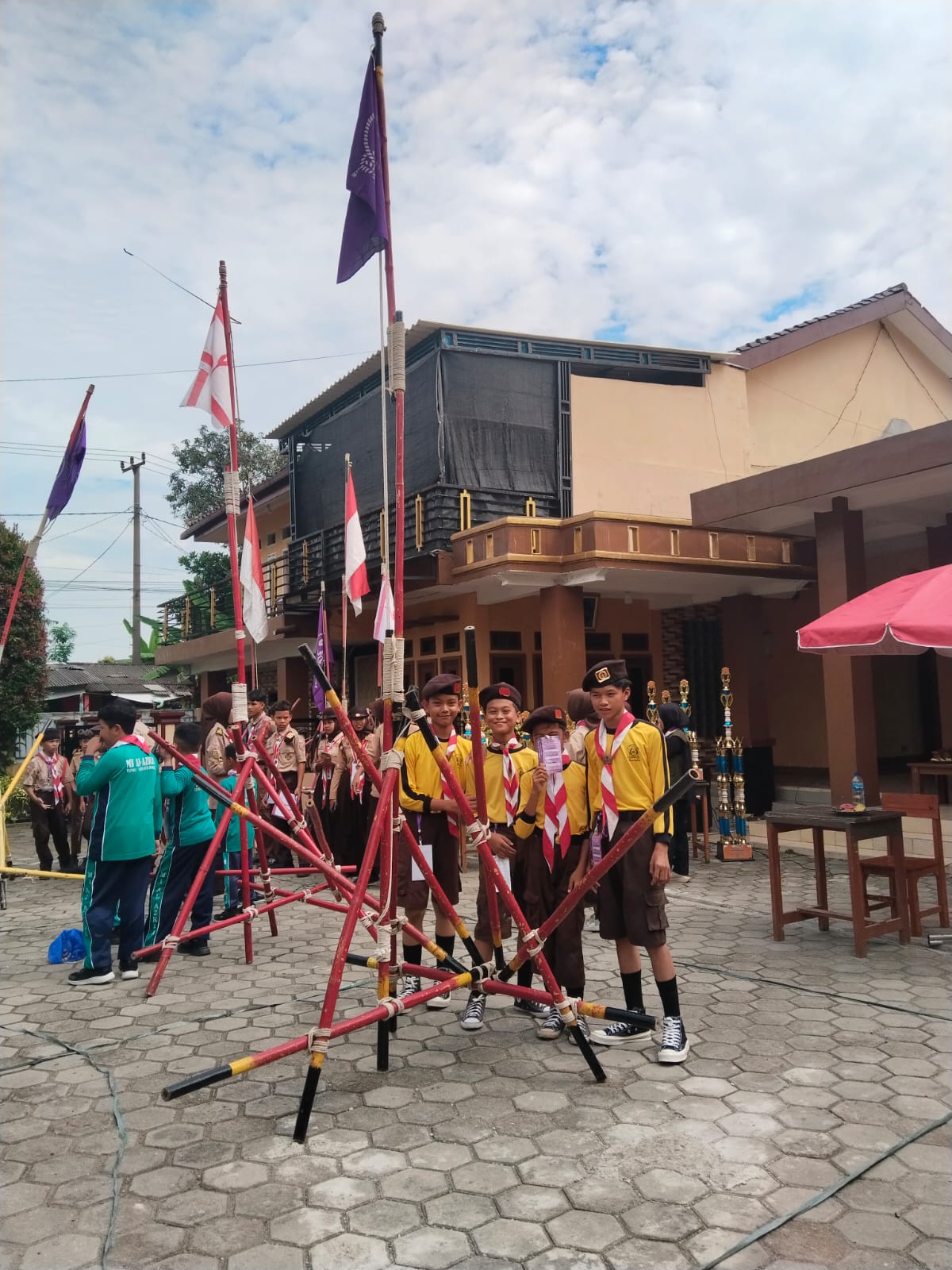 Latihan Ekstrakurikuler Pramuka